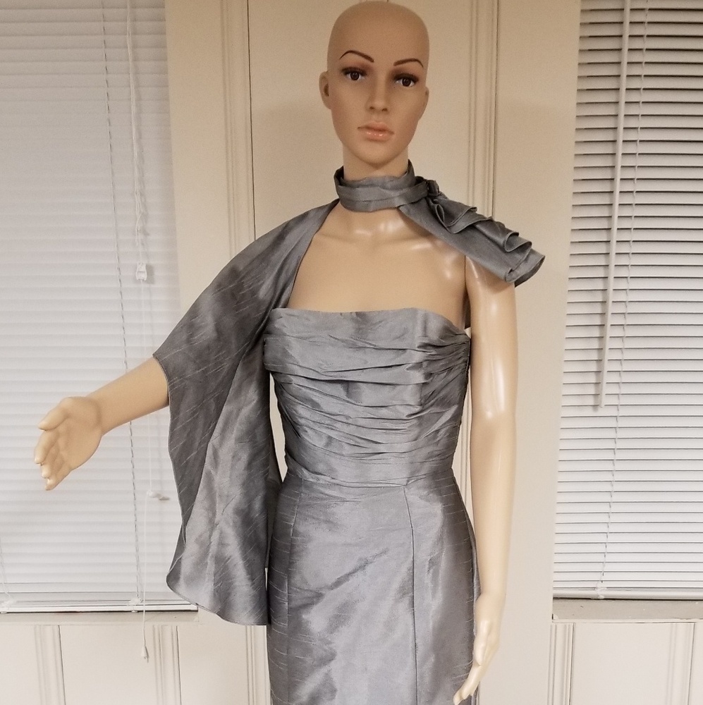 Alvina Valenta Maids Formal Gown with Shawl - Sz 8